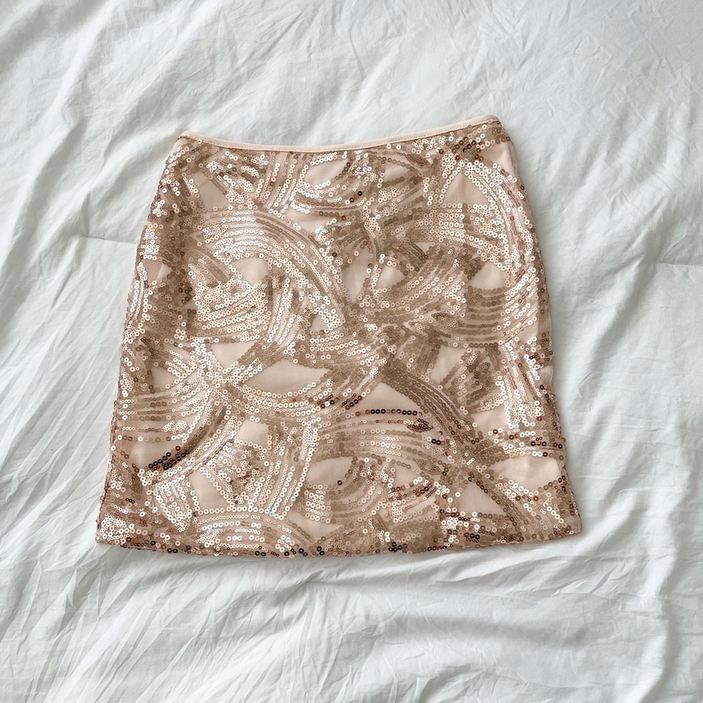 Francesa’s blush mini skirt